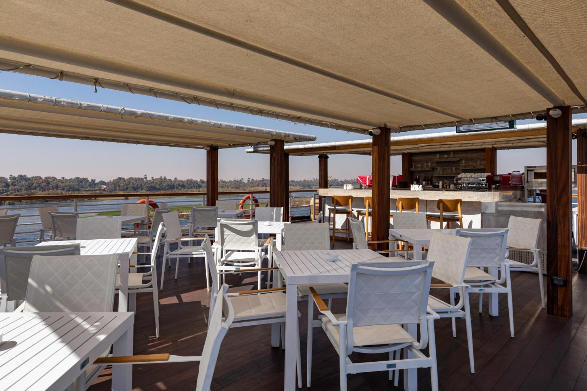 Tia Boutique Nile Cruise - Every Monday From Luxor For 04 & 07 Nights - Every Friday From Aswan For 03 & 07 Nights エクステリア 写真
