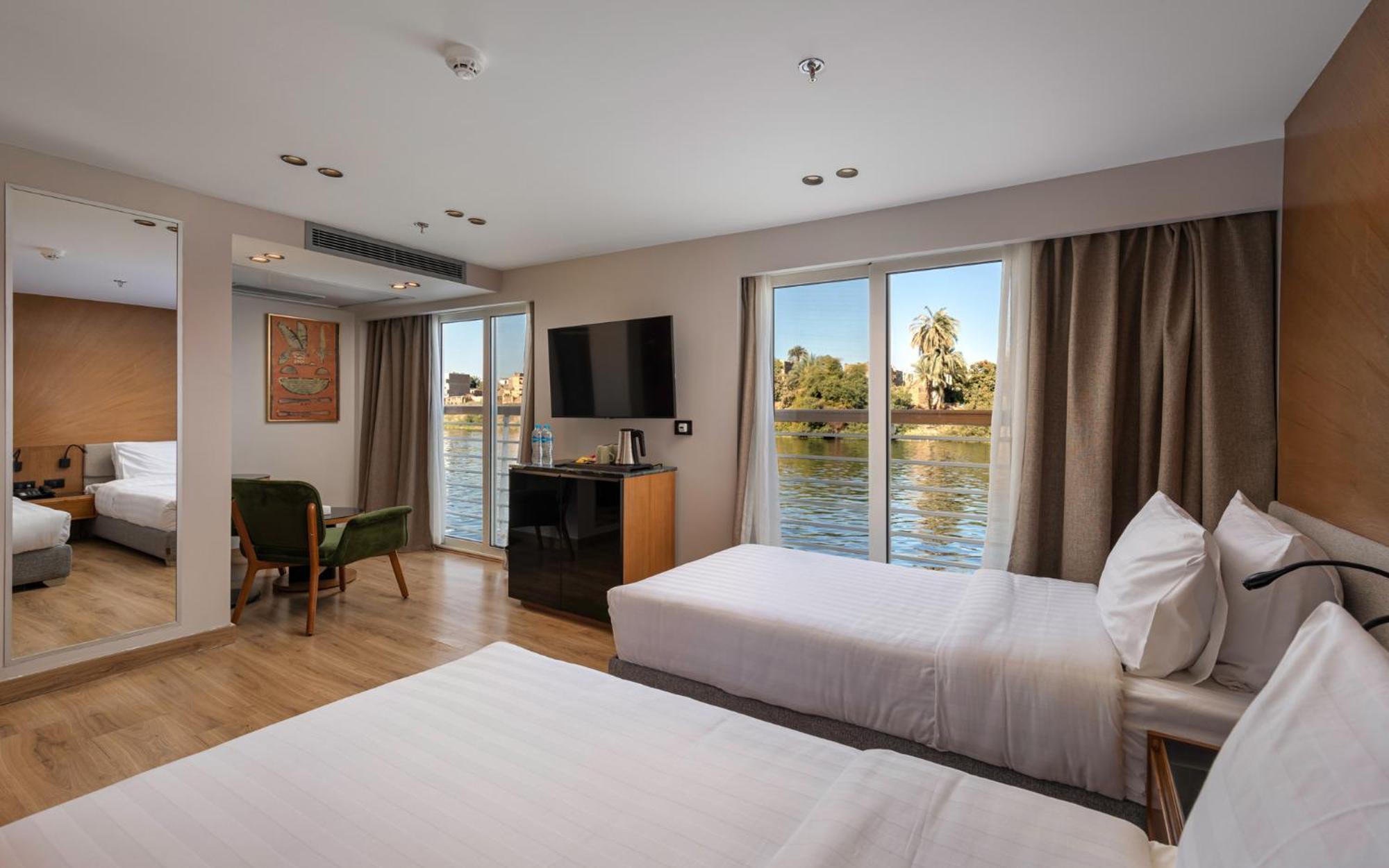 Tia Boutique Nile Cruise - Every Monday From Luxor For 04 & 07 Nights - Every Friday From Aswan For 03 & 07 Nights エクステリア 写真